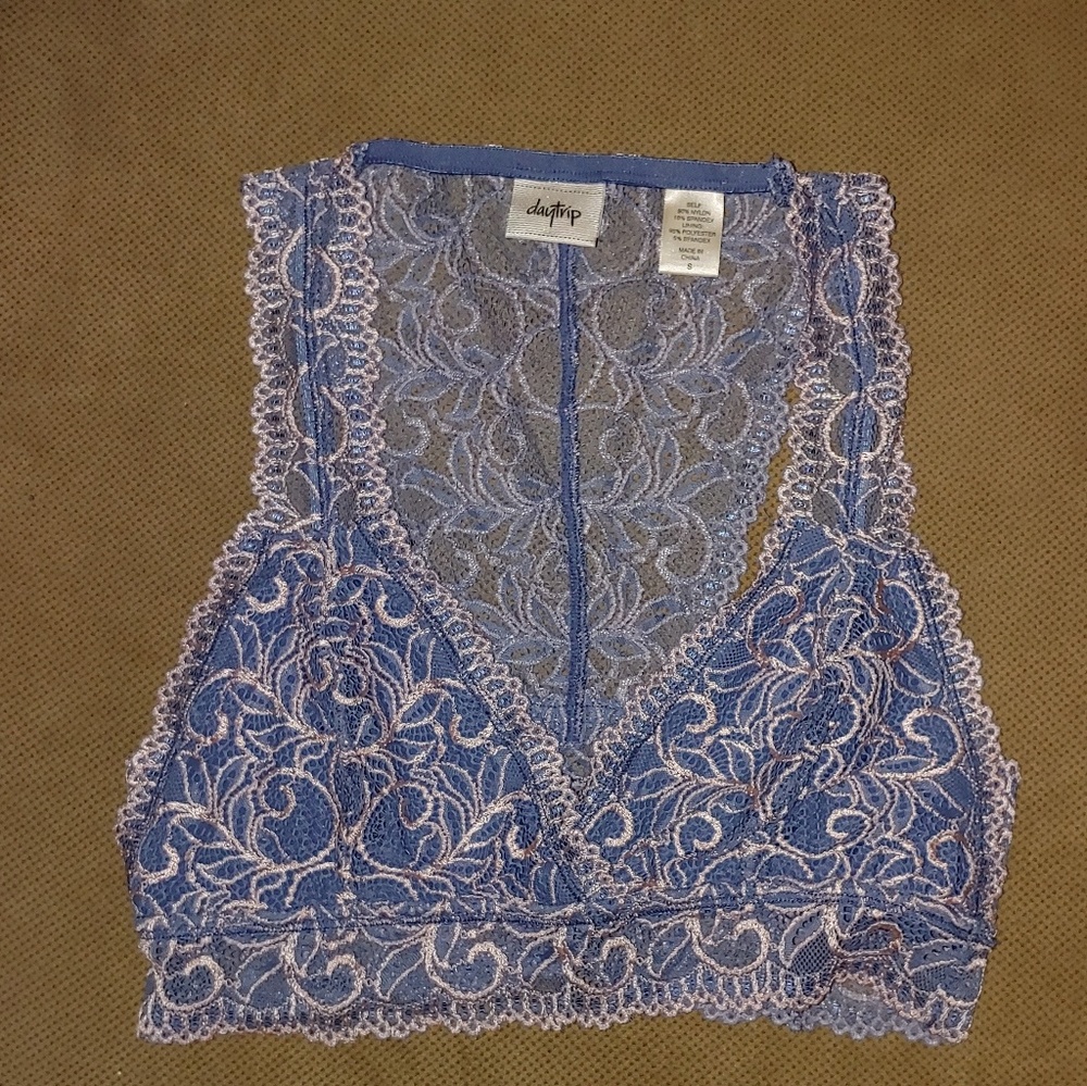 Daytrip bralette. Size LG